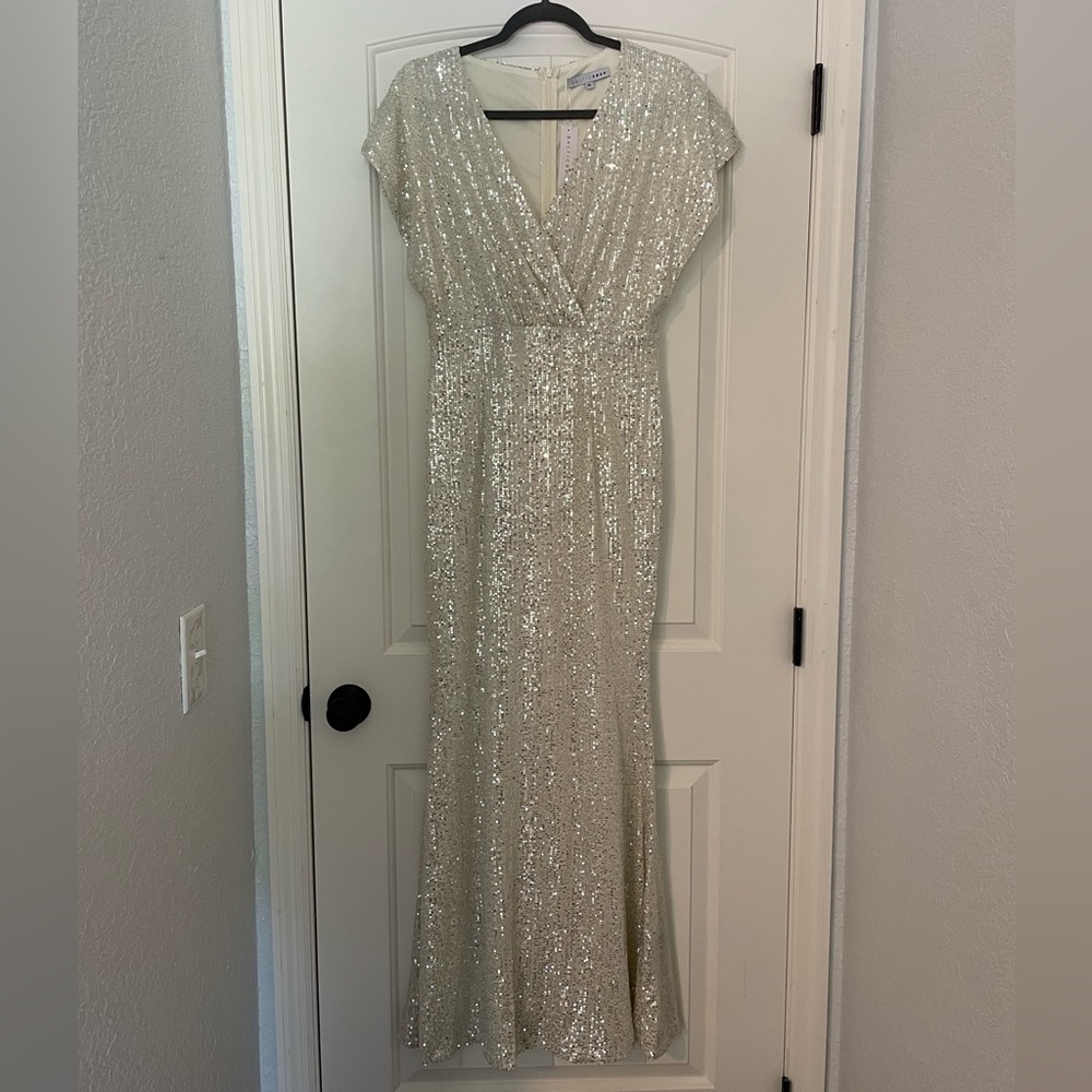 Brand New With Tags! Baltic Born Vienna Sequin Maxi Dress - Size XL